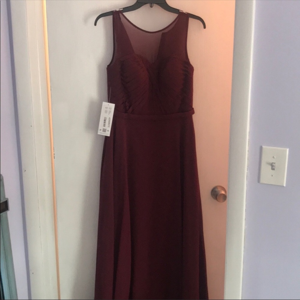 Cabernet dress size 4